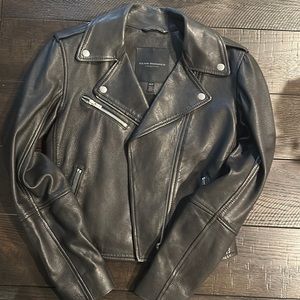 Club Monaco 100% leather Moto jacket, size XS, worn 5 times, perfect condition